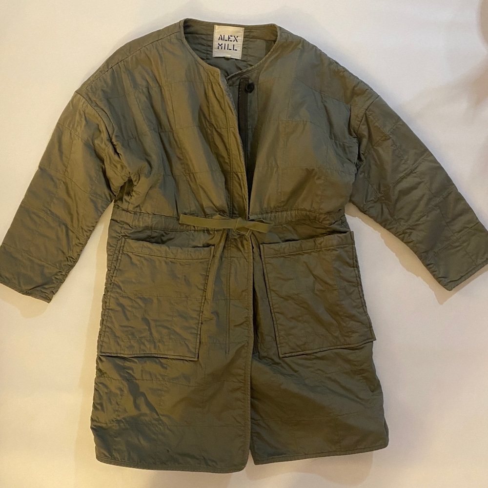 Alex Mill Quilted Jacket
Pit to pit is 24”
Total length is 38”